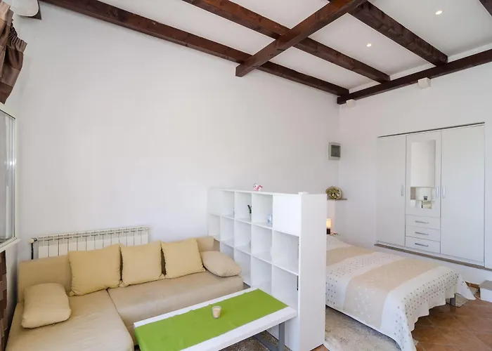 公寓 阿尔卡公寓 *