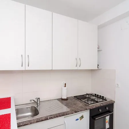 阿尔卡公寓 * 察夫塔特